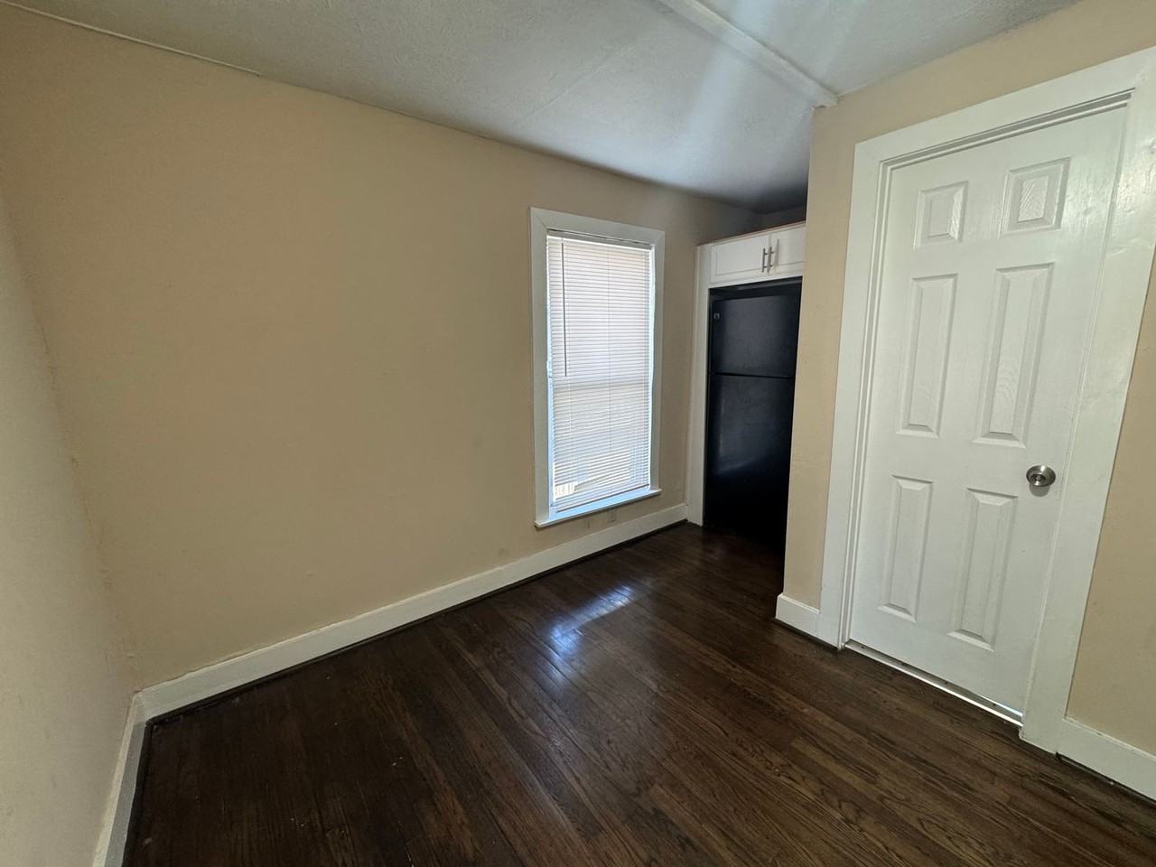7016 Avenue F - Photo 7 of 19