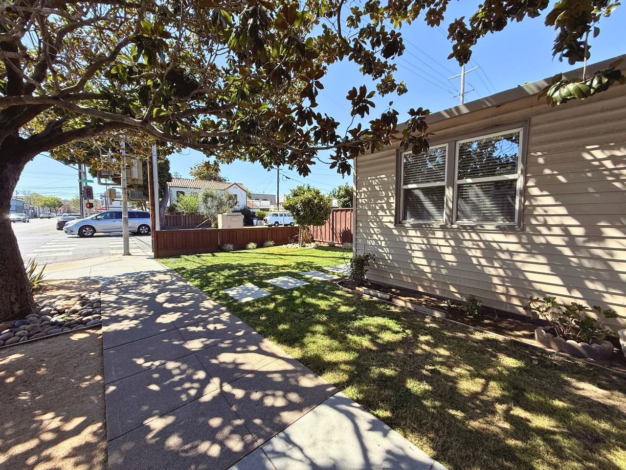 607 2nd Ave #607 - Photo 4 of 15