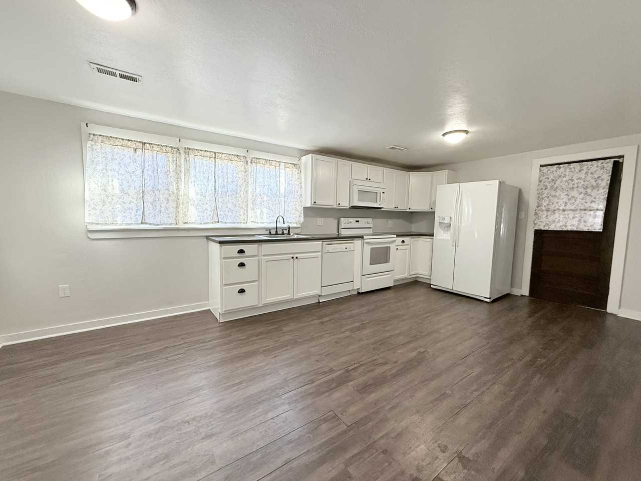 8 Woolsey Rd #1 - Photo 7 of 18