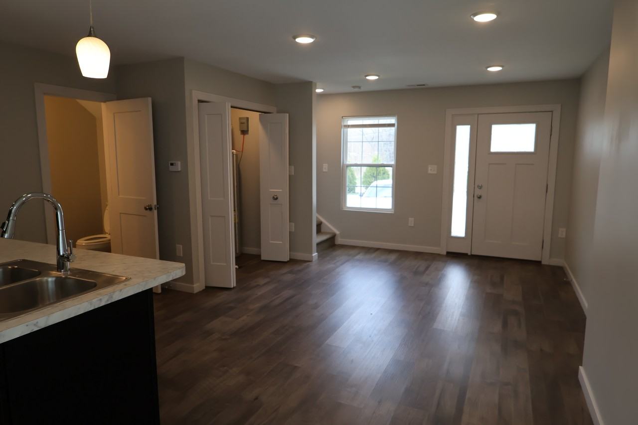 105 Terrace Dr #105 - Photo 3 of 50