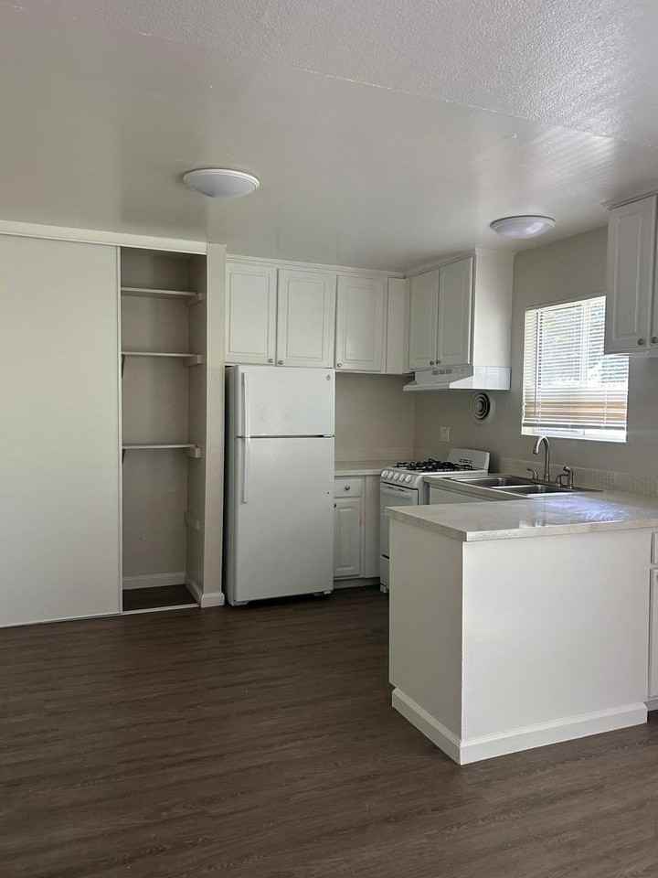 10 and 12 San Pablo Ave - Photo 6 of 11