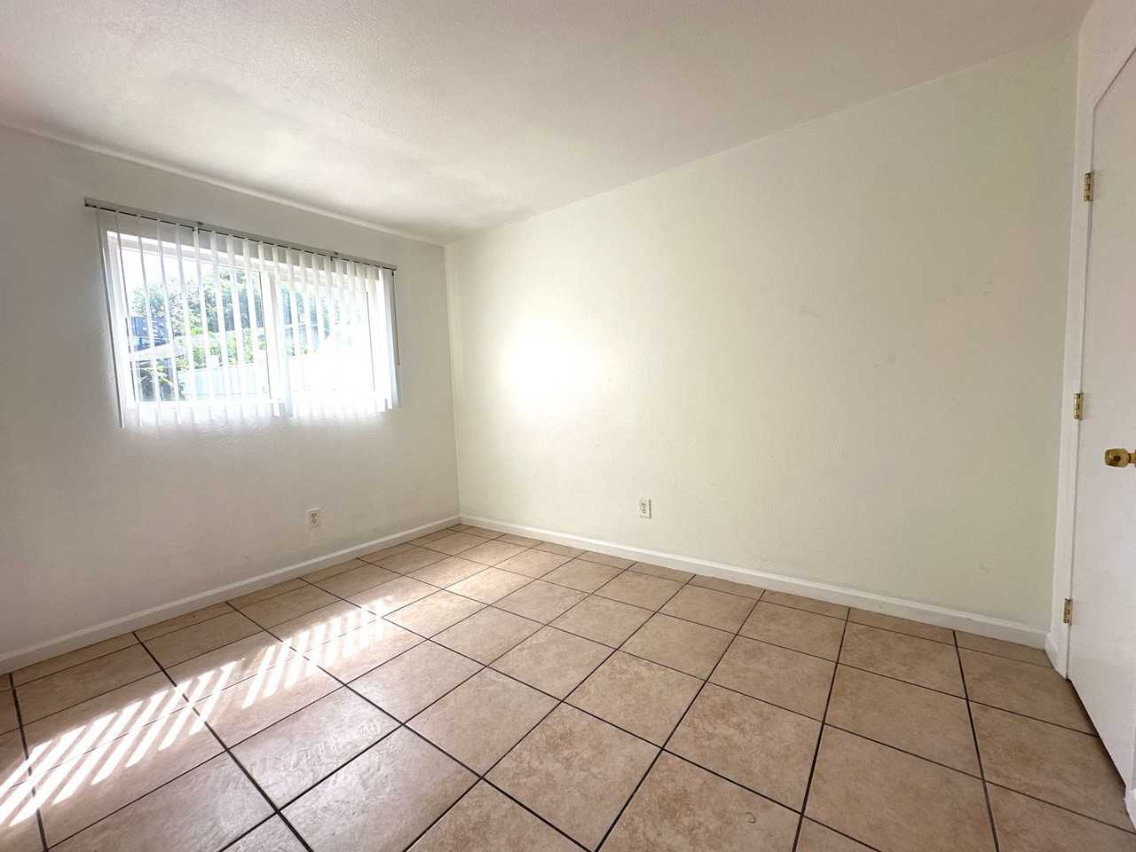 604 Briggs Ave #14 - Photo 7 of 14