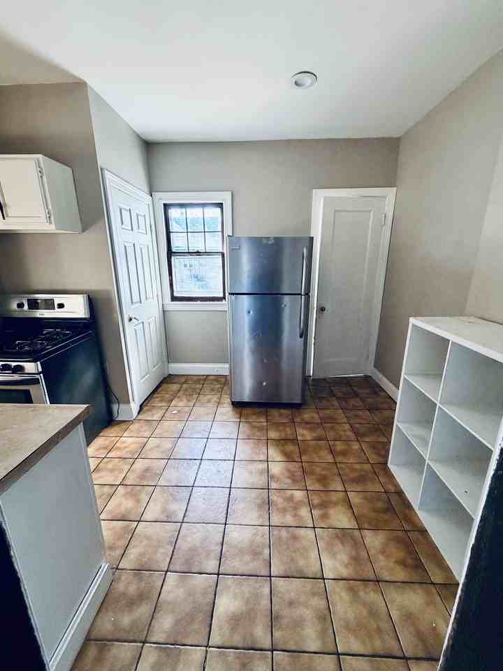 999 Dewey Ave #999 - Photo 3 of 20