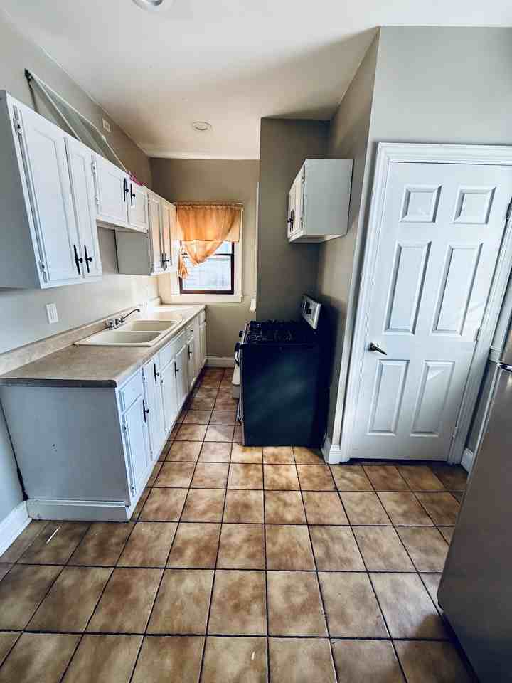 999 Dewey Ave #999 - Photo 5 of 20