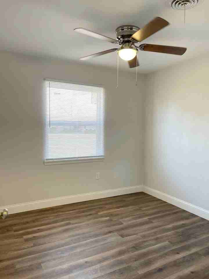 4606 Mercedes Dr #1 - Photo 7 of 20