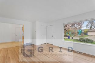 9810 N Syracuse St - Photo 1 of 1