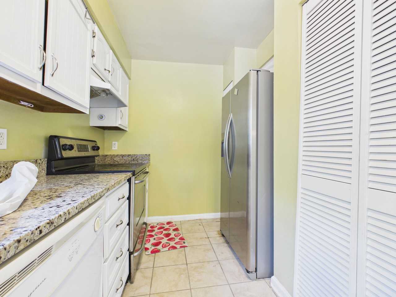 8811 Hunter Ridge Dr #1 - Photo 3 of 21