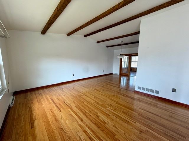 629 Berwick Ct #1 - Photo 3 of 20