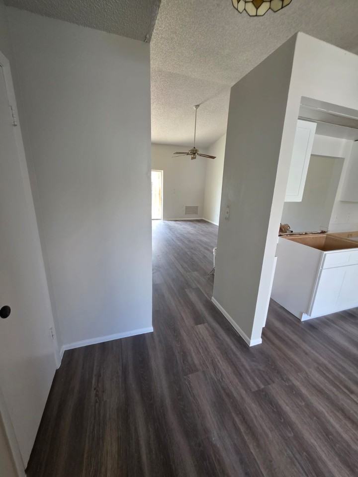 5146 La Mancha Ct #1 - Photo 3 of 10