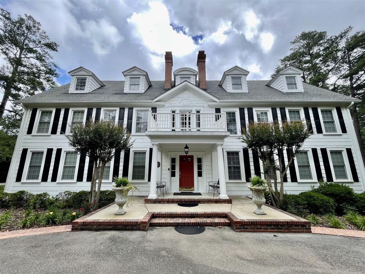 160 Palmetto Rd #1 - Photo 2 of 28