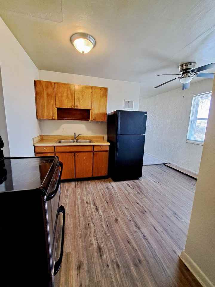 62 Bennington Dr #3 - Photo 4 of 6