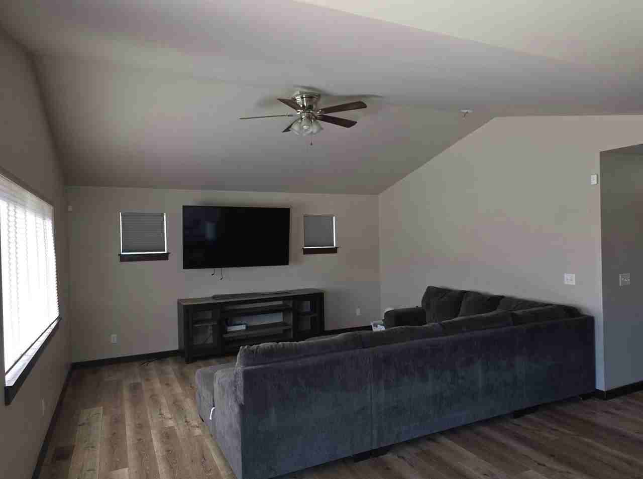 1508 Golden West Dr - Photo 2 of 20