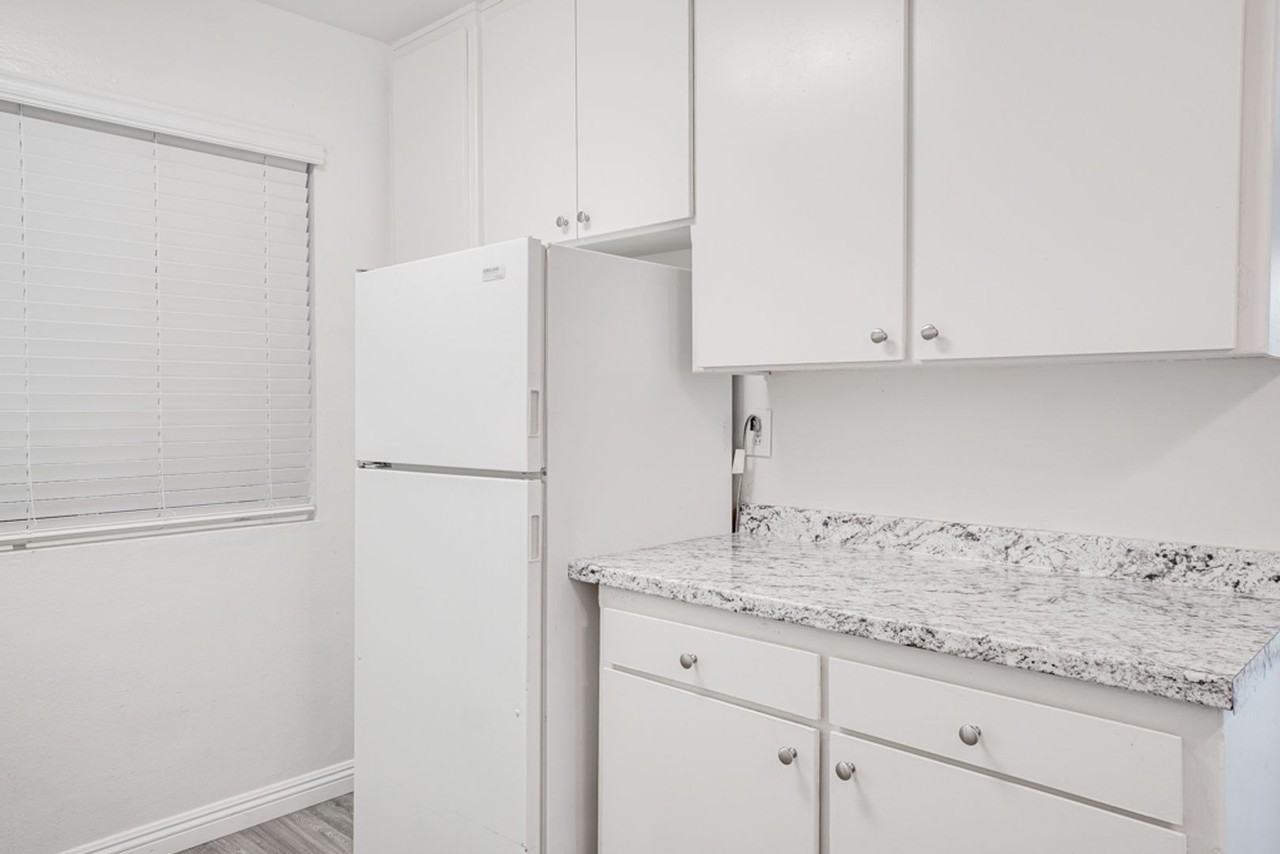 Winter Gardens | 1 & 2 Bedroom Apartments with Parking and Sparkling Pool! - Photo 2 of 19