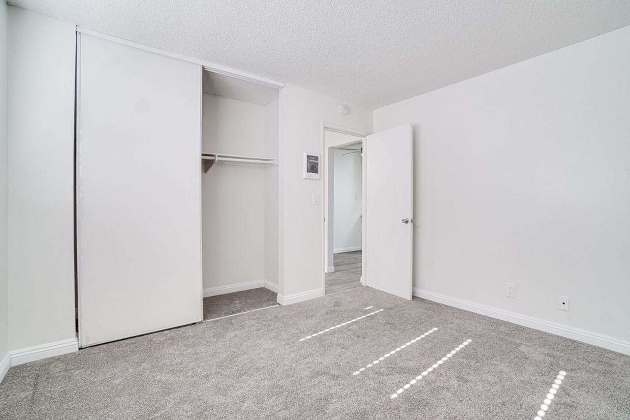 Winter Gardens | 1 & 2 Bedroom Apartments with Parking and Sparkling Pool! - Photo 6 of 19