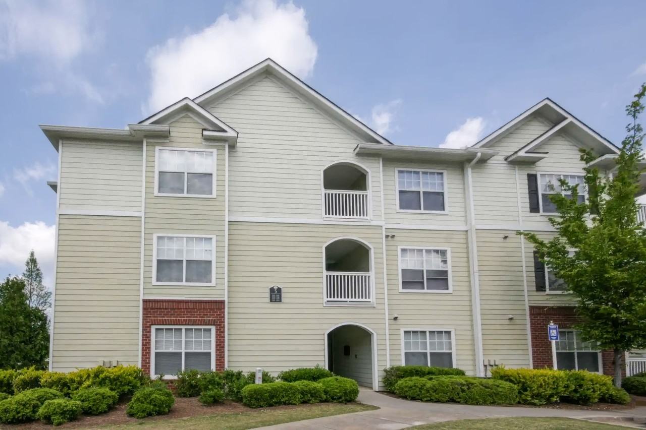 Crystal at Hamilton - Photo 6 of 12