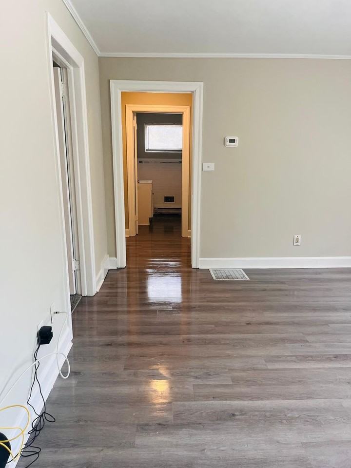 3261 University Pkwy - Photo 4 of 10