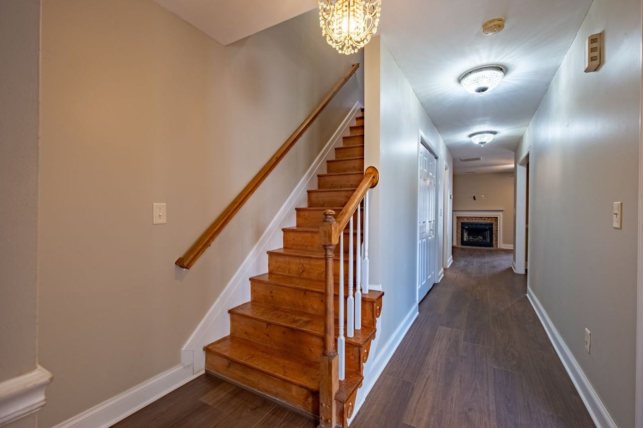 5814 Battery Dr - Photo 3 of 28