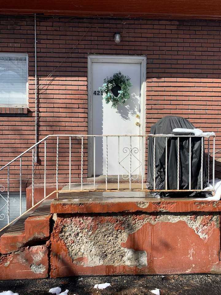 421 E 100 N - Photo 2 of 10