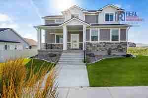 featured image of 6135 Beacon Ln