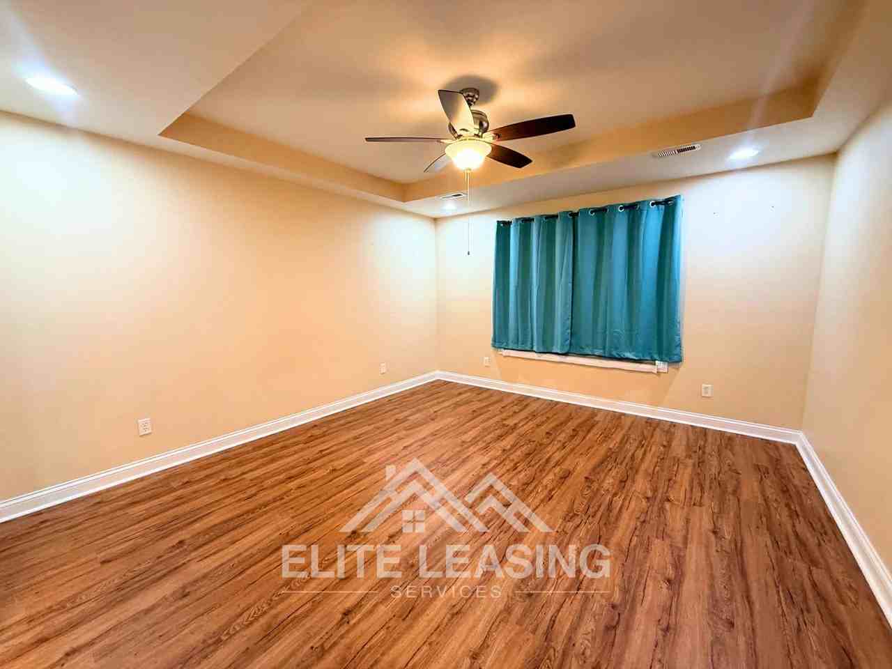 4334 Nw 53rd Ter - Photo 7 of 12