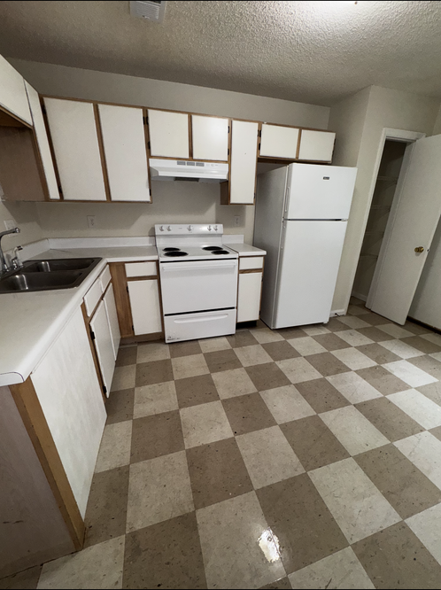 550 Green Gable Ct - Photo 3 of 8