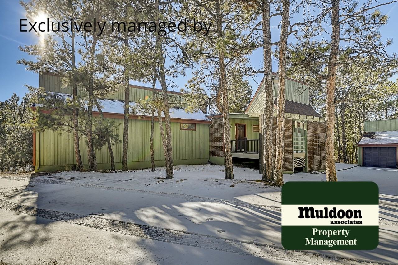 11750 Columbine Hills Rd - Photo 2 of 43