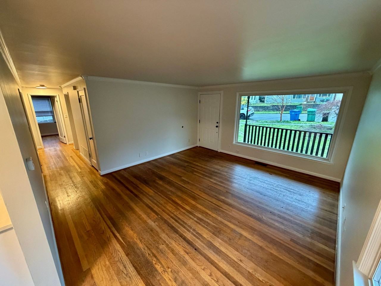 323 NE 158th St. - Photo 7 of 27