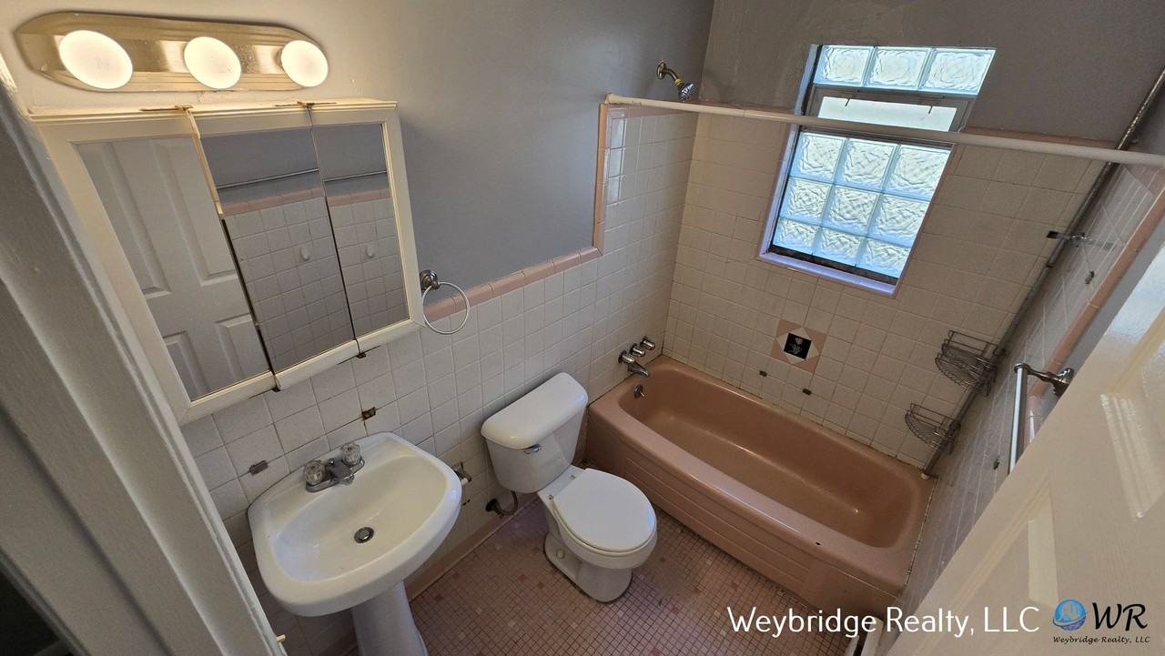 2504 White St #5 - Photo 6 of 9