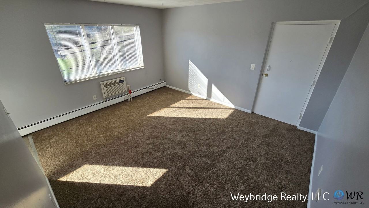 2504 White St #7 - Photo 4 of 12