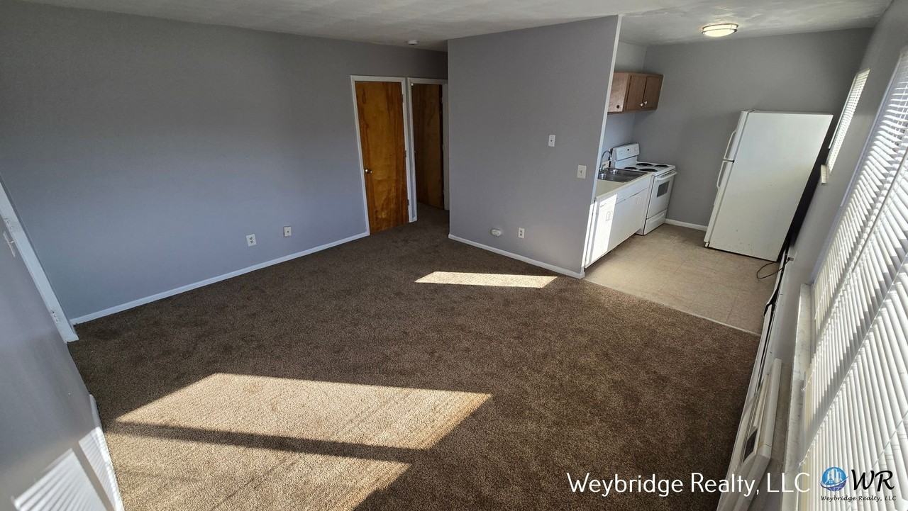 2504 White St #7 - Photo 5 of 12