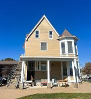 featured image of 1527 Locust St