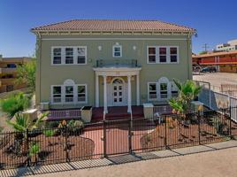 featured image of 415 S Westlake Ave