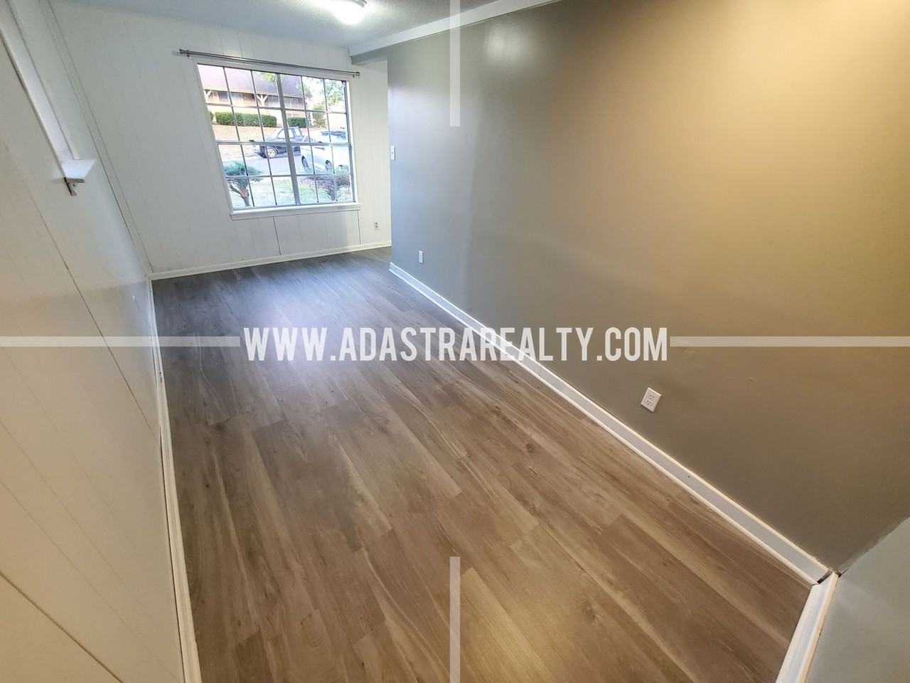 9414 Ballentine St - Photo 5 of 20