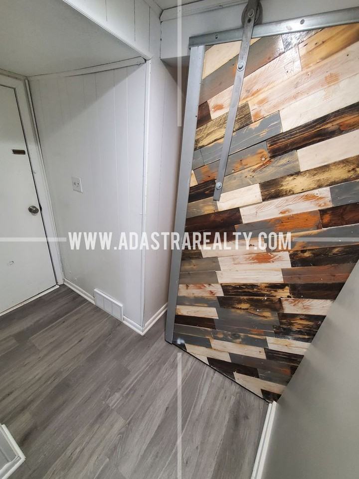 9414 Ballentine St - Photo 6 of 20