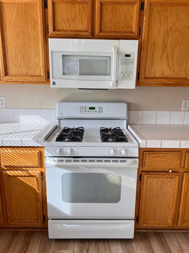 1217 Jacob Ln - Photo 6 of 32