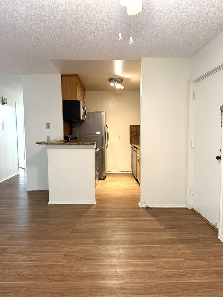 3602 W Estates Ln #211 - Photo 6 of 33