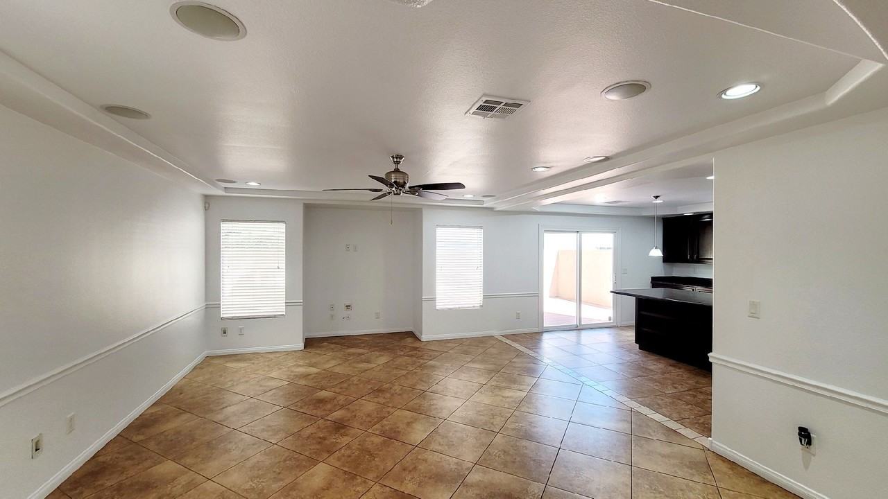 6786 Lydian Ct - Photo 4 of 21