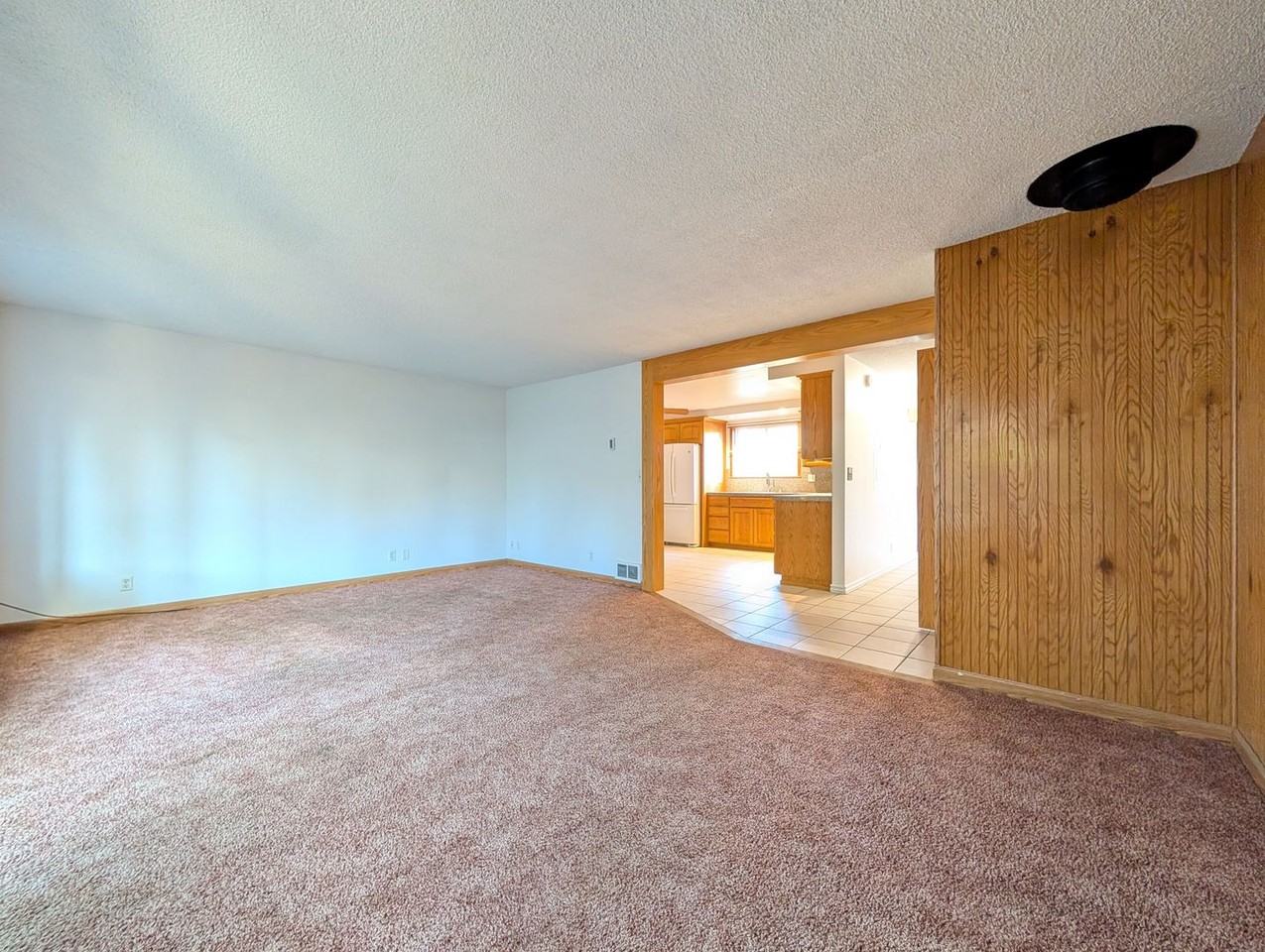 170 Ash St - Photo 6 of 21