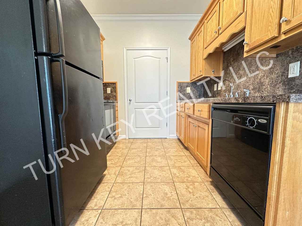 114 Vann Cir - Photo 6 of 14