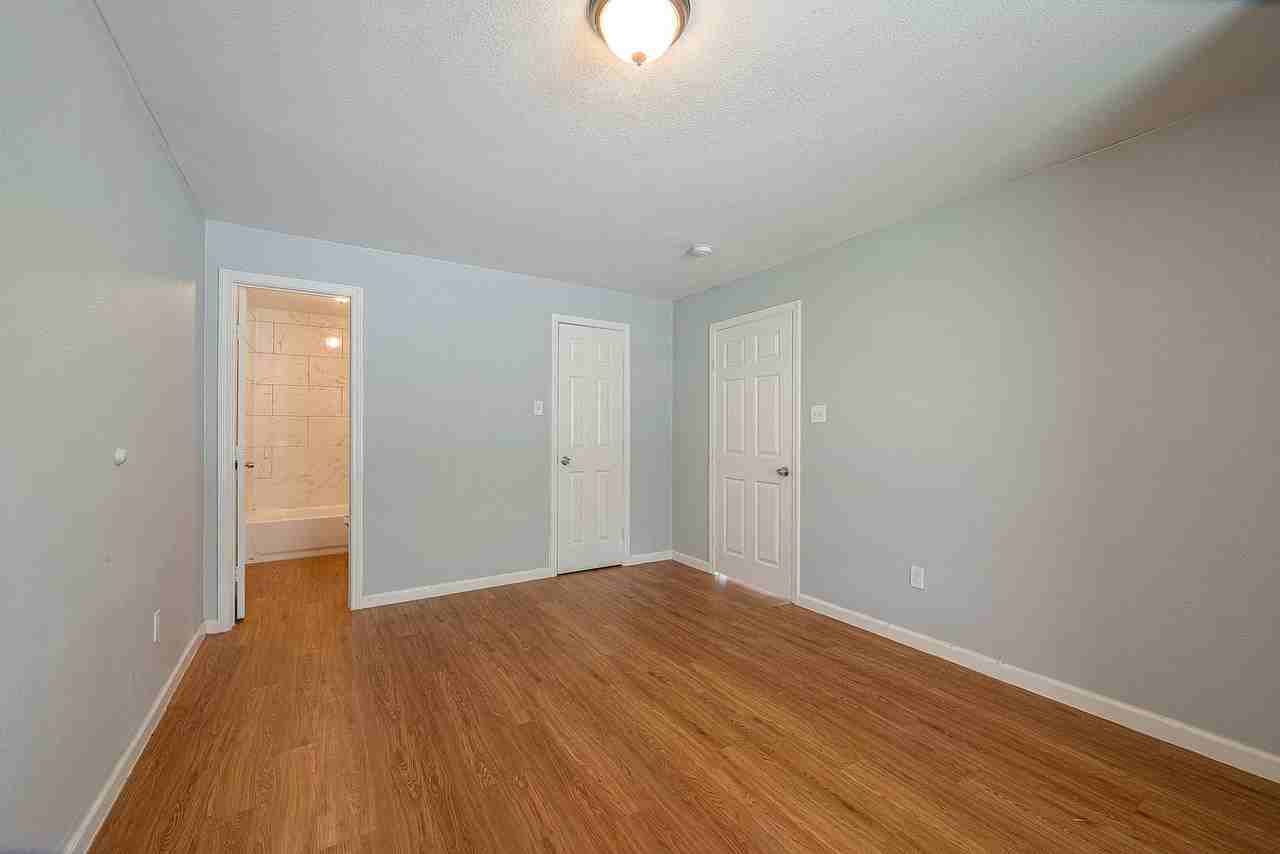 5619 Willow Glen Dr - Photo 6 of 13