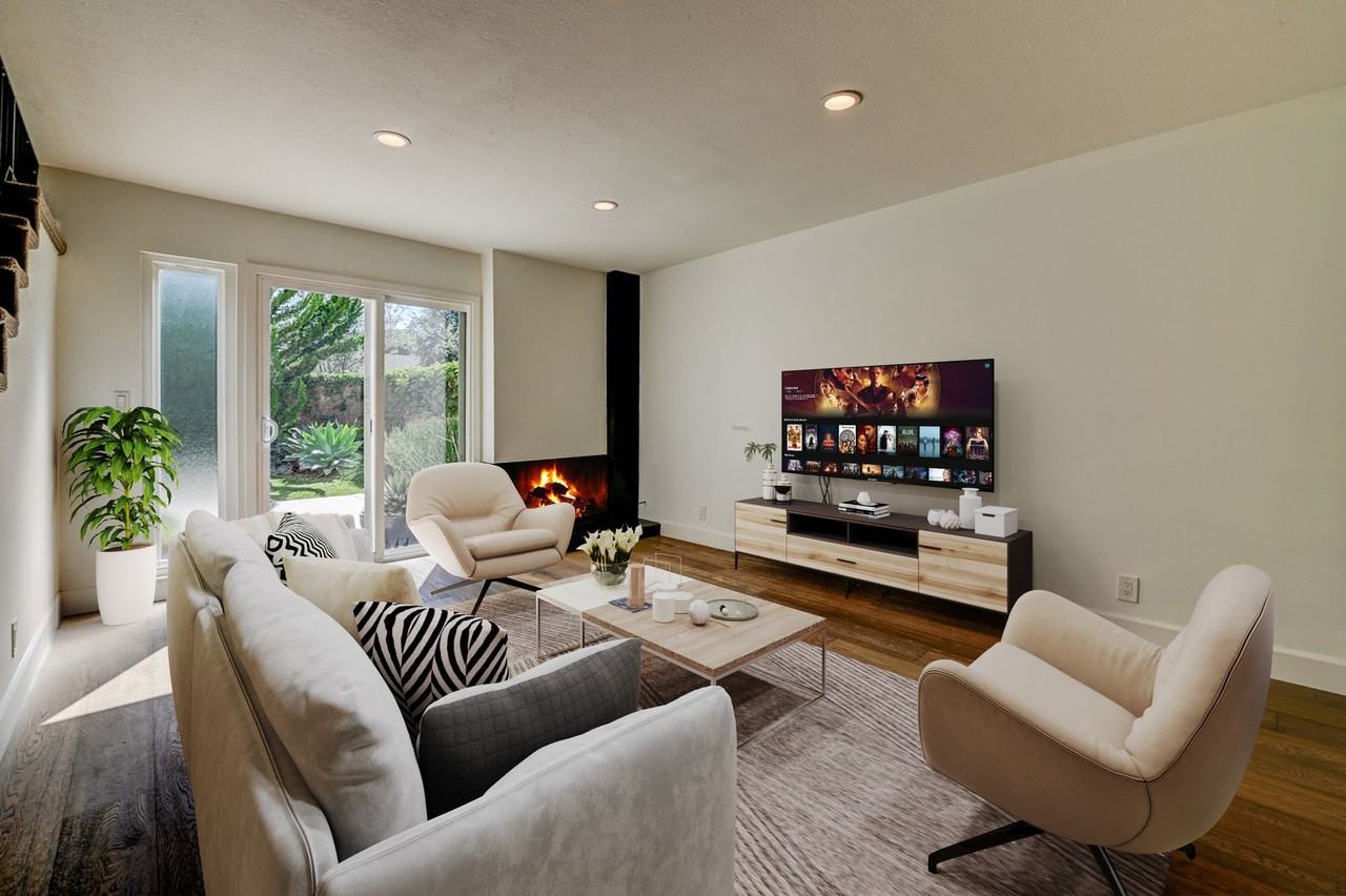 341 Riviera Dr - Photo 3 of 26