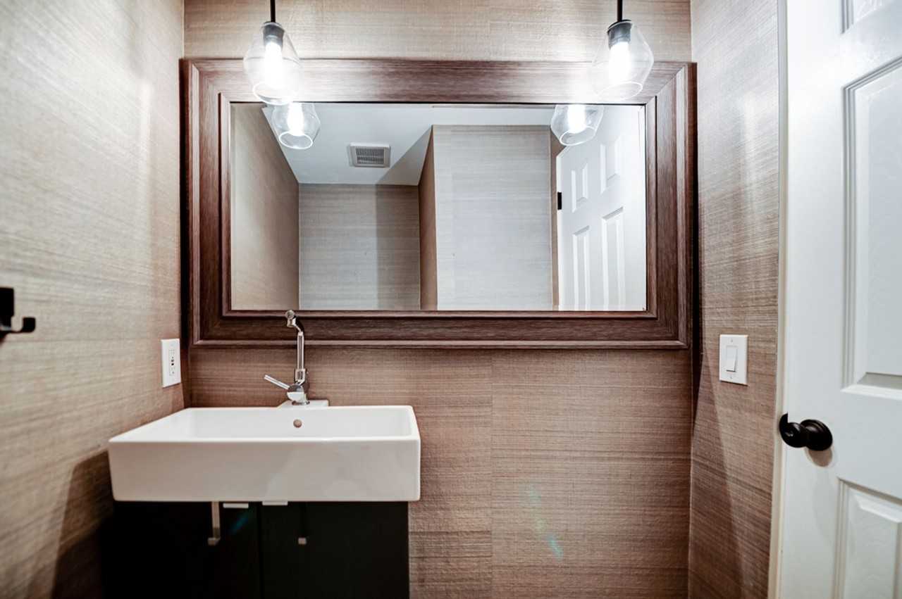 341 Riviera Dr - Photo 5 of 26