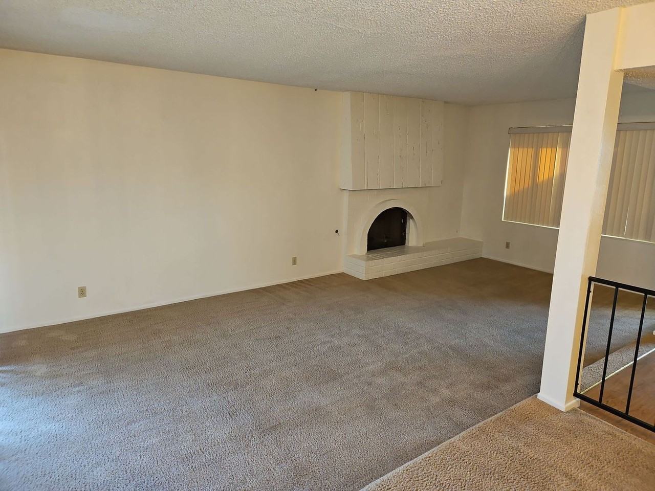 2724 Capistrano Ave - Photo 3 of 33