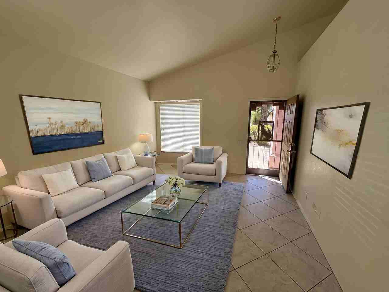 10065 E English Woods Rd - Photo 6 of 40