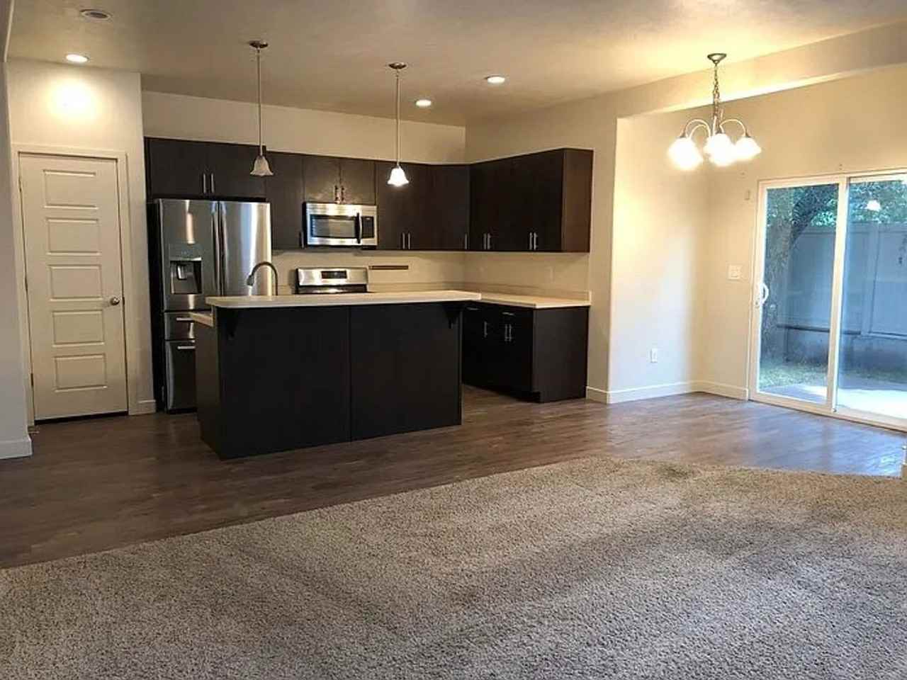 11219 S Crescent Oak Way - Photo 7 of 9