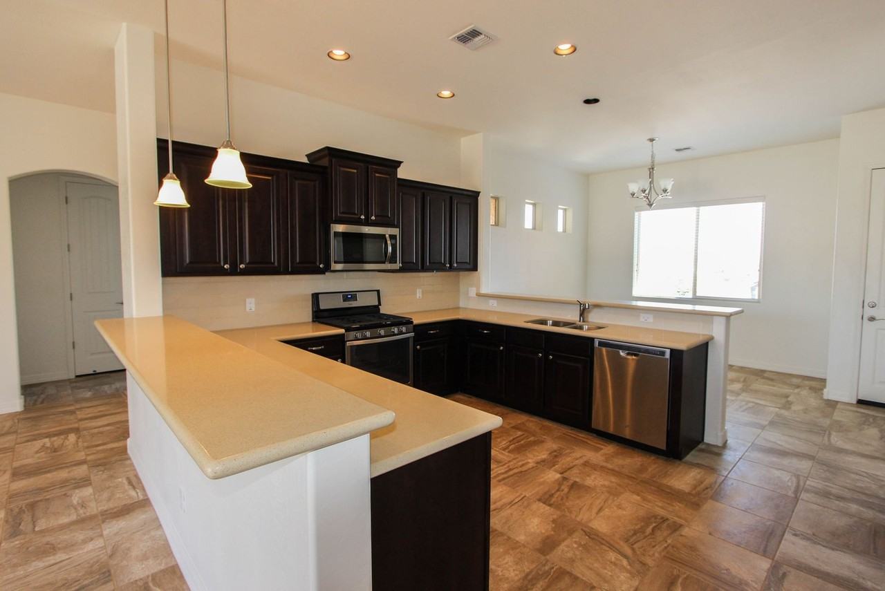 4078 N Wynnwood Dr - Photo 6 of 19