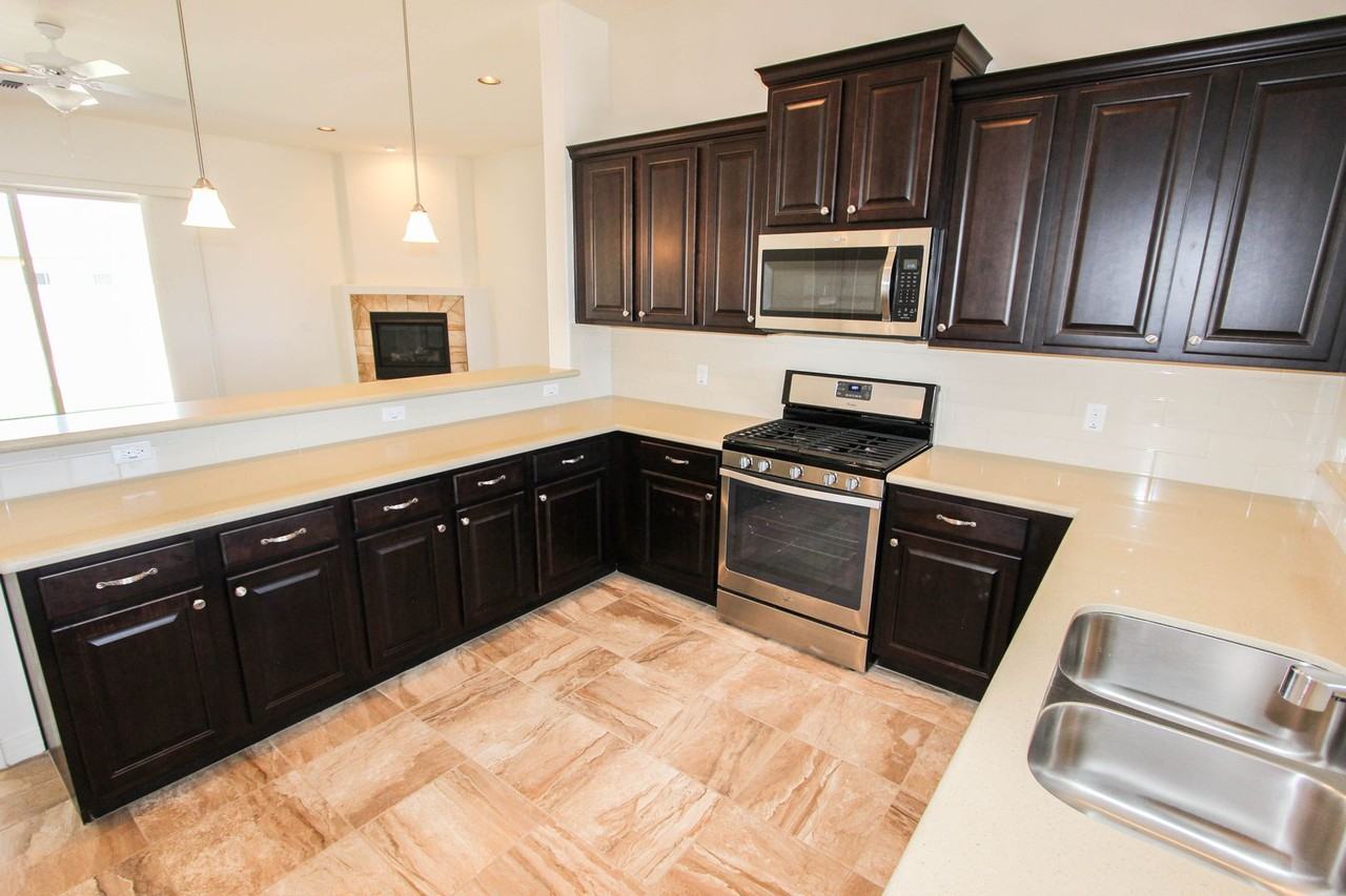 4078 N Wynnwood Dr - Photo 7 of 19