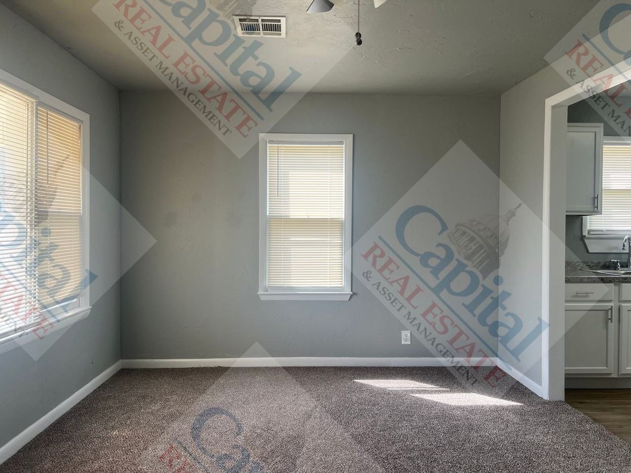 10507 Ne 10th St - Photo 5 of 22