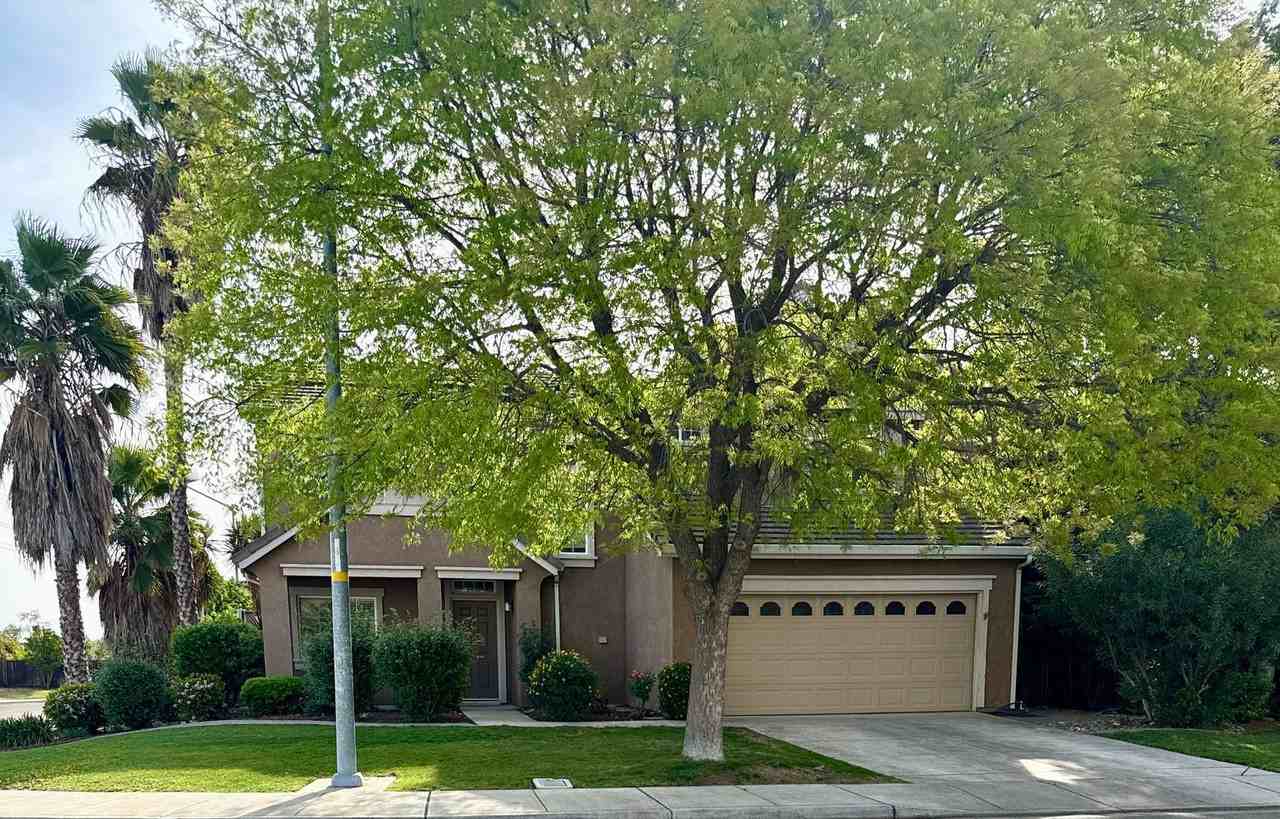 3916 Chateau Ln - Photo 2 of 18