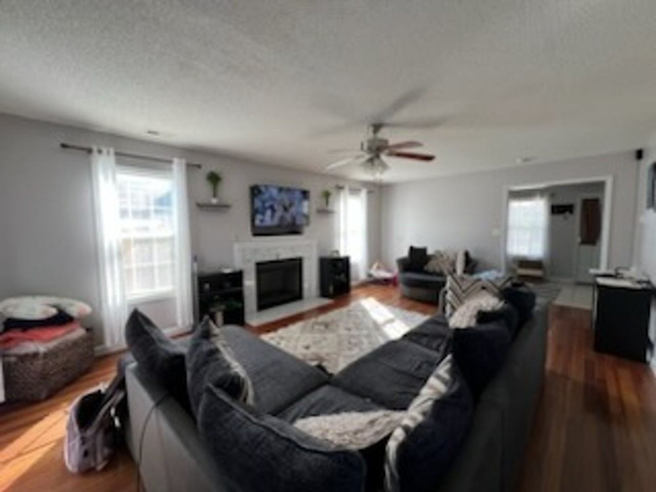 102 Newhan Ln - Photo 4 of 15